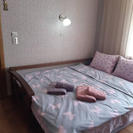 Однокімнатна Apartment Shepetivka Exterior photo